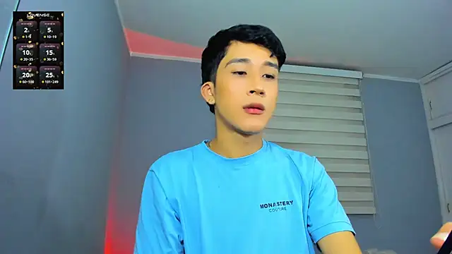 Snapshot of tom_Howard chatting on November 8, 2025, 12:44 am tom Howard online show from November 8, 2025, 12:44 am