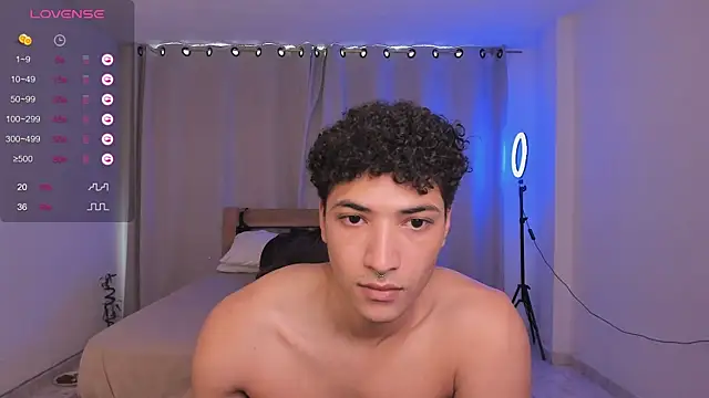 Snapshot of MitchellXD chatting on February 23, 2025, 2:57 pm MitchellXD online show from February 23, 2025, 2:57 pm