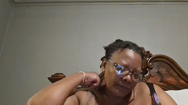 SEXYBOOBSNASS online show from January 16, 2025, 8:03 pm