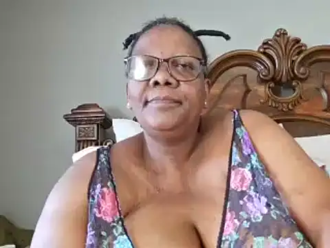 SEXYBOOBSNASS online show from January 31, 2025, 8:11 am