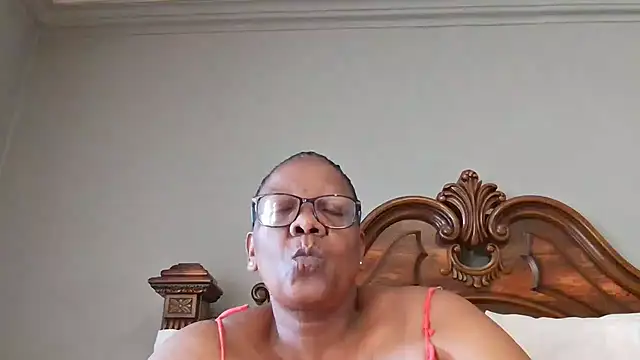 SEXYBOOBSNASS online show from February 4, 2025, 6:57 am