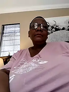 SEXYBOOBSNASS online show from September 27, 2025, 8:19 am