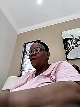 SEXYBOOBSNASS online show from September 28, 2025, 8:52 am