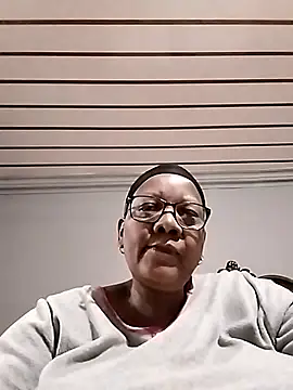 SEXYBOOBSNASS online show from October 3, 2025, 8:28 pm