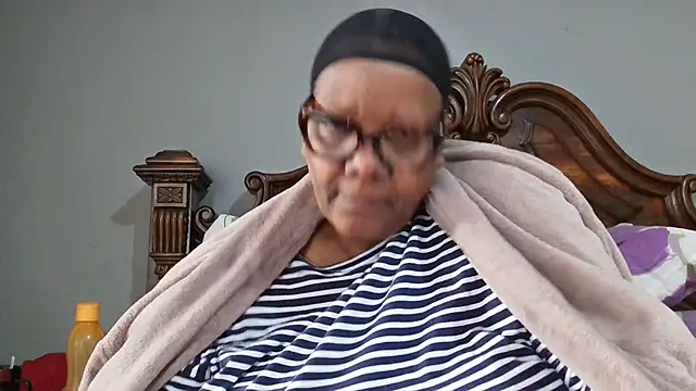 SEXYBOOBSNASS online show from October 20, 2025, 5:08 am