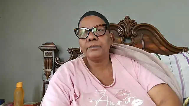 SEXYBOOBSNASS online show from November 7, 2025, 6:46 am