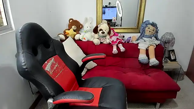 Snapshot of NicolettColin chatting on January 3, 2025, 8:54 pm NicolettColin online show from January 3, 2025, 8:54 pm