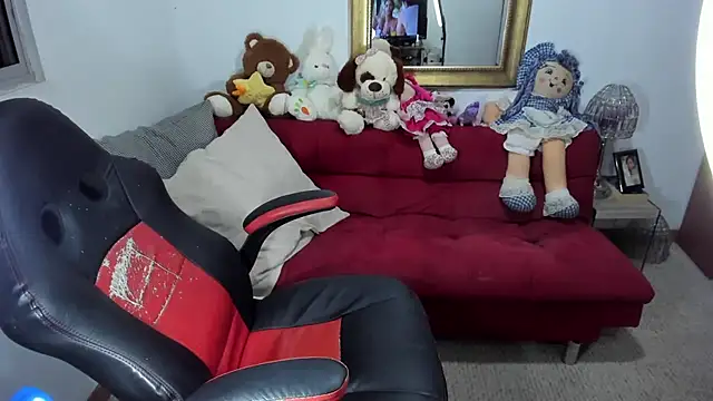 Snapshot of NicolettColin chatting on January 8, 2025, 1:21 am NicolettColin online show from January 8, 2025, 1:21 am