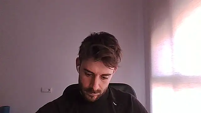 vargas90 online show from December 17, 2025, 12:33 pm