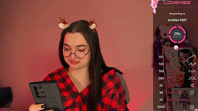 YsabellViveris online show from December 15, 2024, 9:35 am