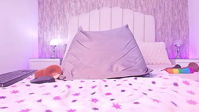 raven lilith  online show from February 20, 2026, 6:26 am