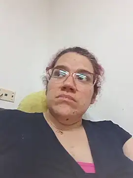 karlythothxh online show from March 28, 2026, 1:27 am