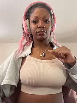 Snapshot of mochamimi chatting on February 2, 2026, 5:00 pm mochamimi online show from February 2, 2026, 5:00 pm