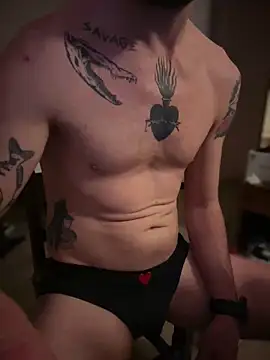 Snapshot of shehandme chatting on February 26, 2026, 10:31 pm shehandme online show from February 26, 2026, 10:31 pm