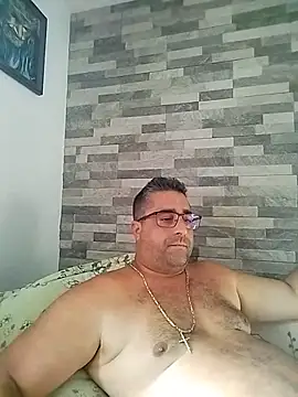 ADRIAN ADI40 online show from June 3, 2026, 3:28 pm
