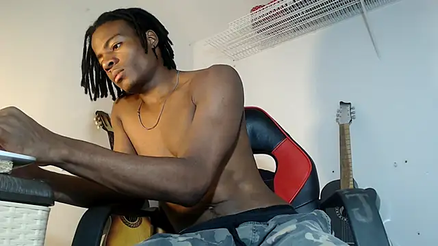 Snapshot of dann_hill chatting on February 2, 2025, 12:30 am dann hill online show from February 2, 2025, 12:30 am