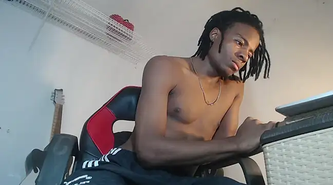 Snapshot of dann_hill chatting on March 18, 2025, 12:05 am dann hill online show from March 18, 2025, 12:05 am