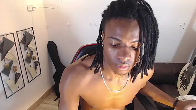 Snapshot of dann_hill chatting on October 20, 2025, 7:36 pm dann hill online show from October 20, 2025, 7:36 pm