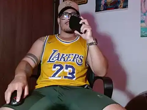 Danielsbigcum online show from October 26, 2025, 6:19 am