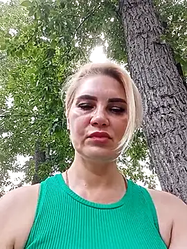JennyOMay online show from July 5, 2026, 4:41 am