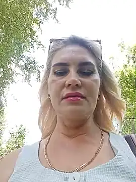 JennyOMay online show from August 1, 2026, 5:40 am