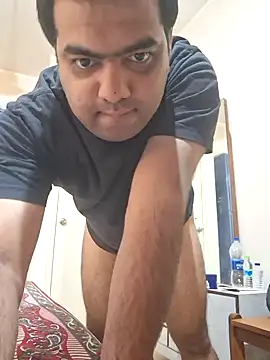 kaustubh45 online show from February 9, 2025, 8:33 am