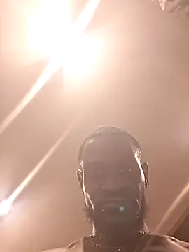 Maculine Stayr online show from March 7, 2026, 2:58 pm