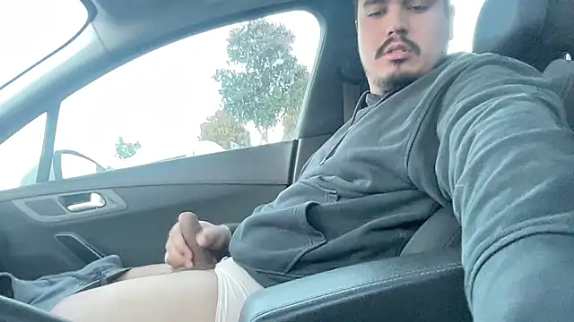 Snapshot of fernan_redsxxx chatting on November 6, 2025, 3:35 pm fernan redsxxx online show from November 6, 2025, 3:35 pm