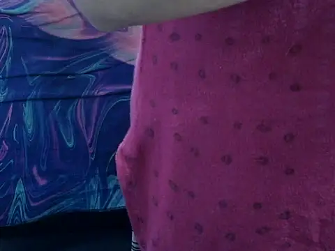 Your wild Dia online show from April 17, 2026, 6:44 pm