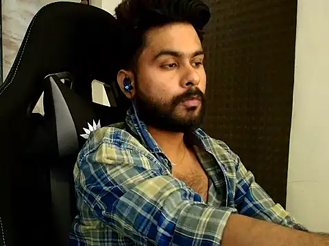 SHENOY3 online show from February 26, 2026, 6:29 pm