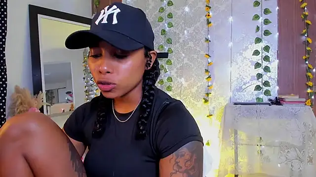 kelly thomson online show from February 13, 2026, 12:17 am