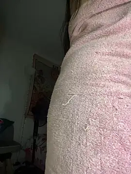 Snapshot of kiaraglam2 chatting on March 11, 2025, 11:33 am kiaraglam2 online show from March 11, 2025, 11:33 am