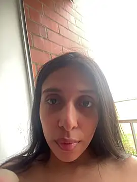 Snapshot of kiaraglam2 chatting on March 16, 2025, 8:54 pm kiaraglam2 online show from March 16, 2025, 8:54 pm