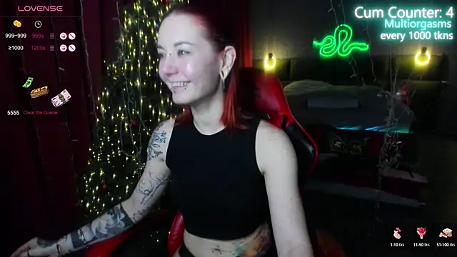 MaxPhoenixx online show from February 3, 2025, 7:07 am