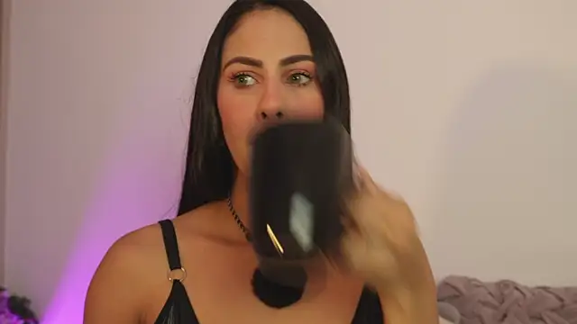 vicky rachell online show from October 24, 2025, 3:08 pm