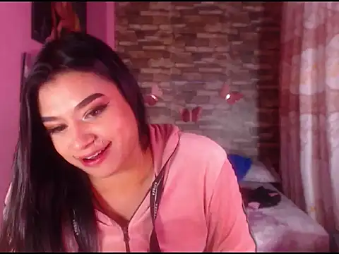 Snapshot of katrinawillff chatting on February 8, 2025, 1:22 pm katrinawillff online show from February 8, 2025, 1:22 pm