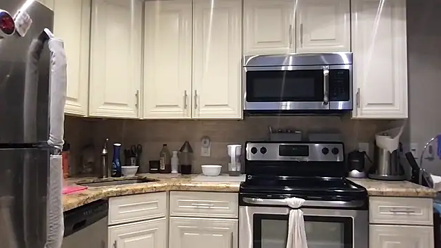 Snapshot of BigGuyMuscle chatting on March 2, 2026, 5:53 pm BigGuyMuscle online show from March 2, 2026, 5:53 pm