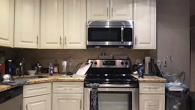 Snapshot of BigGuyMuscle chatting on March 29, 2026, 10:10 pm BigGuyMuscle online show from March 29, 2026, 10:10 pm