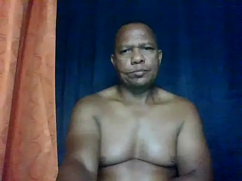 Snapshot of condor08750 chatting on January 8, 2026, 5:10 am condor08750 online show from January 8, 2026, 5:10 am