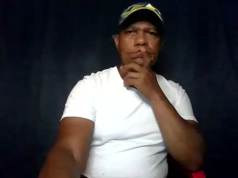 Snapshot of condor08750 chatting on January 9, 2026, 2:58 am condor08750 online show from January 9, 2026, 2:58 am