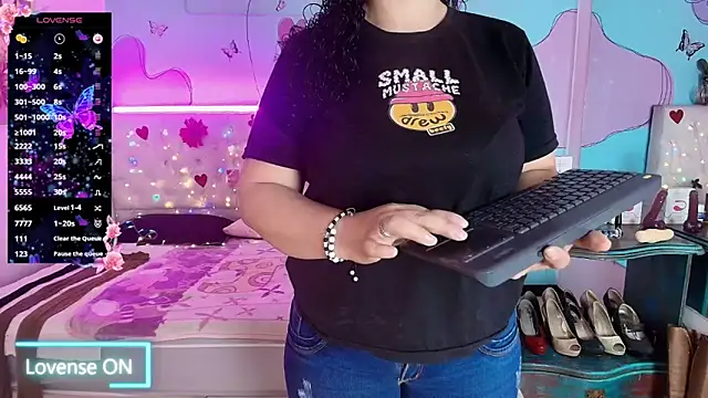 Zaly mature online show from June 22, 2026, 10:51 pm