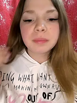 Zuli Kiska online show from February 25, 2026, 8:18 pm