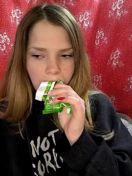 Zuli Kiska online show from April 10, 2026, 11:04 am