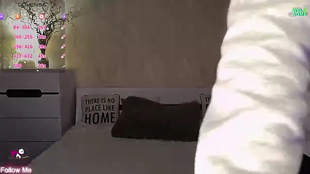 ItsAlisia online show from March 7, 2025, 1:40 pm