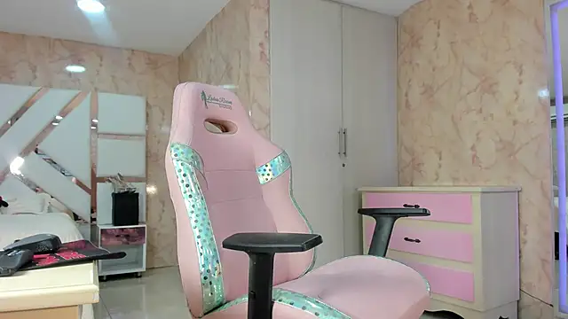 WowAna online show from March 12, 2025, 12:15 pm