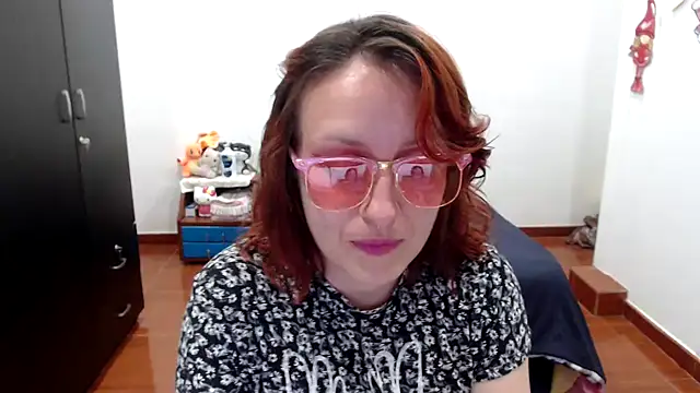 Snapshot of kittykalor09 chatting on January 6, 2026, 1:31 am kittykalor09 online show from January 6, 2026, 1:31 am