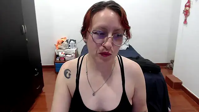 Snapshot of kittykalor09 chatting on January 7, 2026, 4:26 am kittykalor09 online show from January 7, 2026, 4:26 am