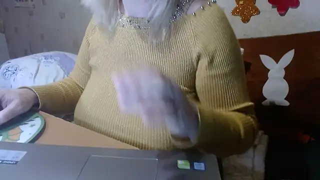 QueenLana online show from February 8, 2025, 4:04 pm