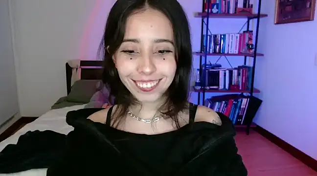 babyluna 8 8 online show from December 31, 2024, 3:34 am