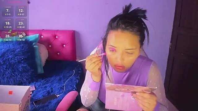 crissn0707 online show from February 10, 2025, 11:57 am